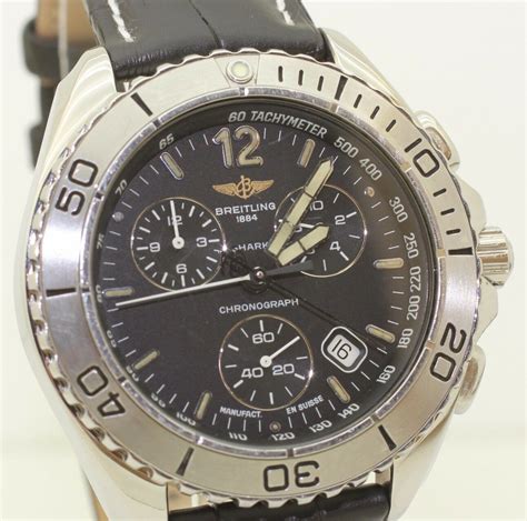 Breitling Aeromarine Chrono Shark Quartz A53605 .